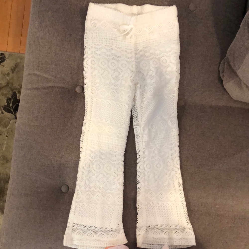 Girls H&M bellbottom crochet leggings